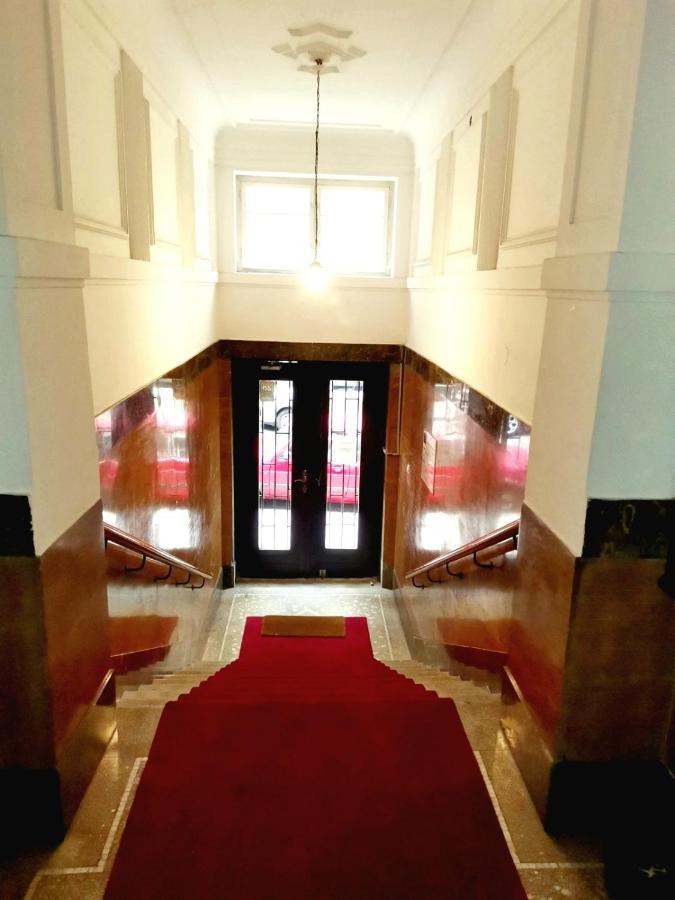 Deki & Kolet Apartment Belgrade Luaran gambar